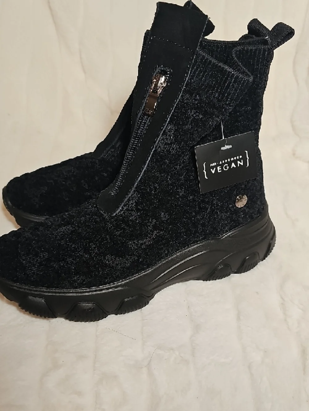 bernie mev. Black Vegan Winter Chelsea Boots with Zipper